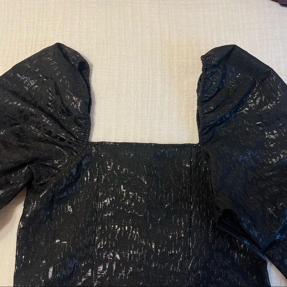 H&M Puff Sleeve Square Neck Shimmer Top - Picture 5 of 7